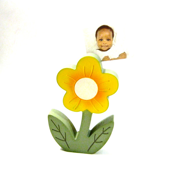6.5 inch Yellow Flower Wood Flower Photo Note Holder Kids room Nursery Decor - Picture 6 of 7